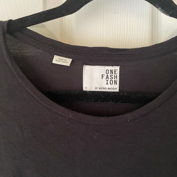 Black Frill Pocket T-Shirt by Vero Moda - Picture 2 of 4